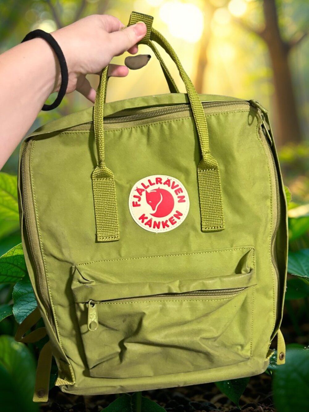 Fjällräven Large Green Backpack w/ Insert